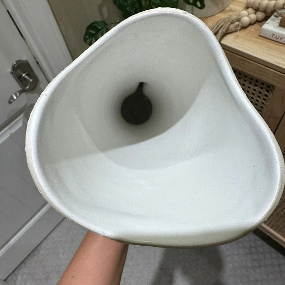 Mid-Century Modern Chinacraft Vase - Picture 3 of 5